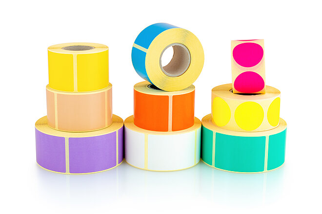 Etiketten - Werkstücke aus Papier zur Beschriftung von Flaschen und anderen Verpackungen